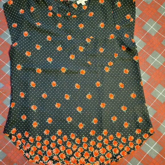 Polka Dot Floral Top - Picture 2 of 3